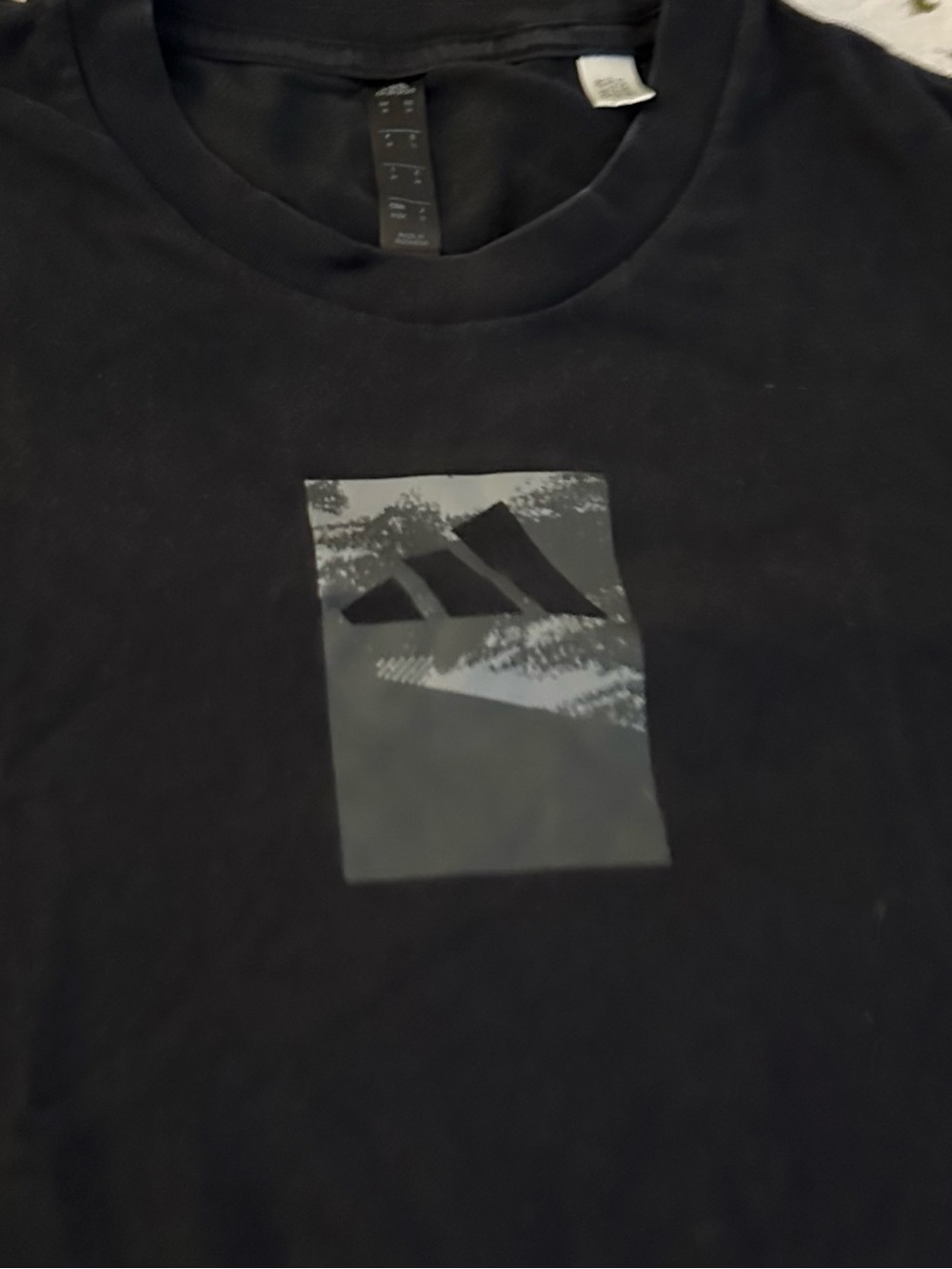 🖤 Adidas Black Graphic Performance Tee Men’s Size L Athletic Casual Active Top - Picture 5 of 8